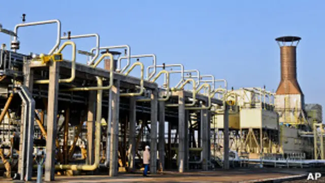 Planta de gas en la ciudad de Qom, en Irán