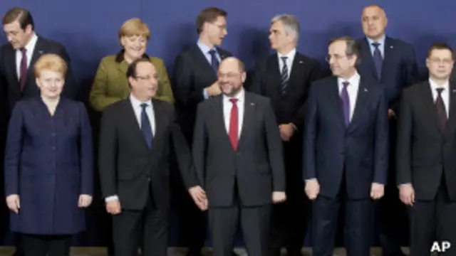 المستشارة الألمانية تقر بصعوبات تكتنف المحادثات. 