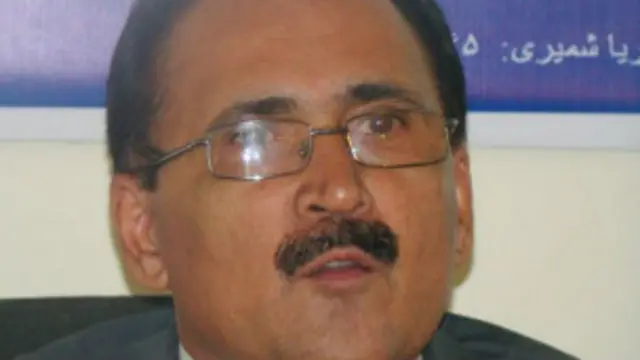 د افغانستان د مخابراتو او معلوماتي ټکنالوژۍ وزیر ددغې چارې جواز د اسیا مشورتي شرکت ته ورکړ.