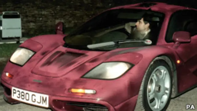 يبلغ حاليا قسط التأمين السنوي للسيارة نحو 94 ألف دولار.