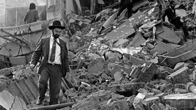 یہودی اکثریت والی آبادی آمیا میں بم دھماکے میں 85 افراد مارے گئے تھے