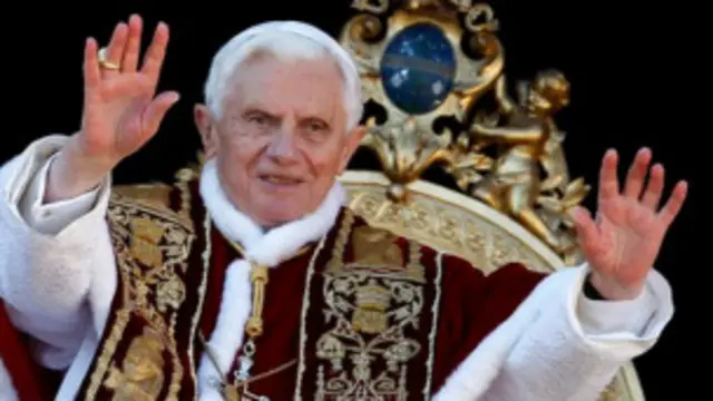 سيواصل البابا كتابة يومياته كالمعتاد الى آخر يوم من شباط/فبراير 