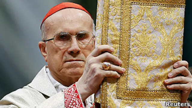 Cardenal Tarcisio Bertone