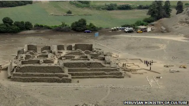 معبد قديم في أيل بارايسو ببيرو