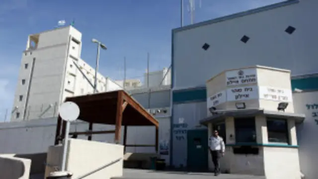 سجن إسرائيلي