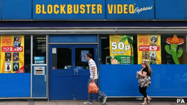 कहा जा रहा है कि नेटफिल्कस ने ब्लॉकबस्टर को दीवालिया कर दिया है