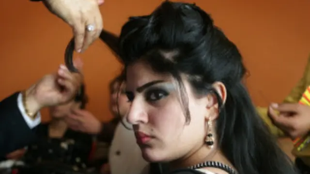  يقول المنظمون إن الهدف هو إلقاء الضوء على "إشراقة المرأة العراقية"