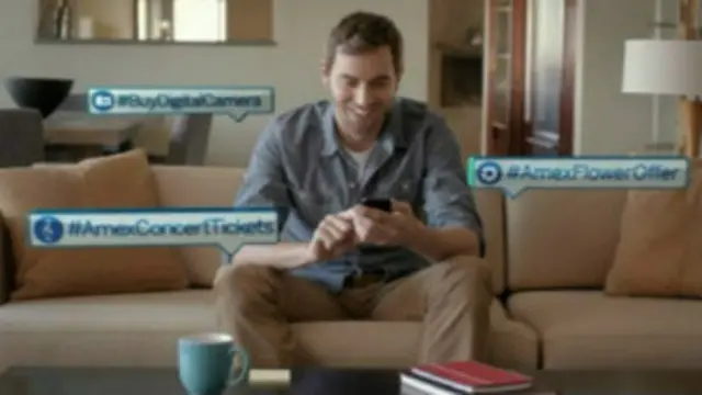 Fragmento del anuncio de sincronización entre Amex y Twitter