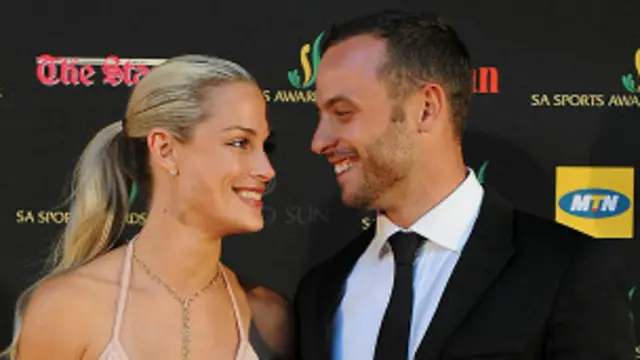 العداء الأولمبي أوسكار وصديقته عارضة الأزياء ريفا ستينكامب 