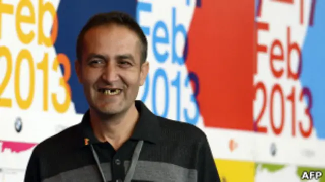 Назиф Мужич сыграл самого себя в фильме "Эпизод из жизни сборщика железа"