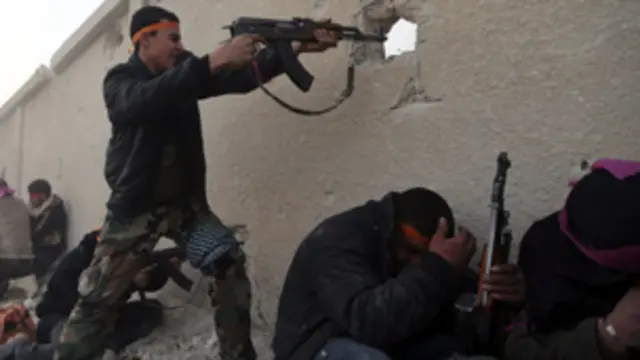 أكثر من 70 الف قتلوا في سوريا منذ اندلاع الاحتجاجات