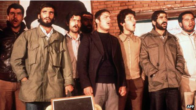 Imagen de archivo de la toma de la embajada en Teherán