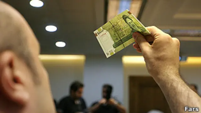 نامزدهای انتخابات در سه دهه گذشته فقط شعار اقتصادی داده اند به امید این که با این شعارها و وعده ها، امتیاز بیشتری برای پوشیدن قبای صدارت به دست آورند.