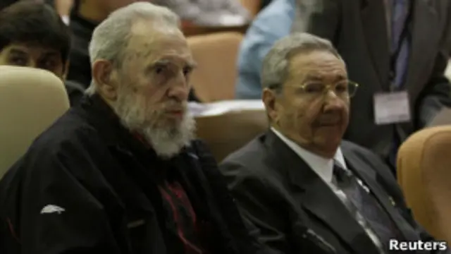 Fidel dan Raul Castro