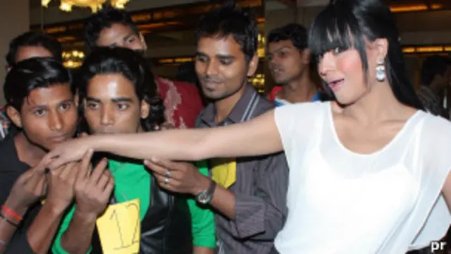 वीना मलिक,अभिनेत्री