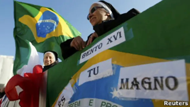 Monjas brasileñas en la última audiencia del papa Benedicto XVI