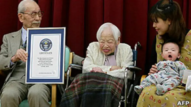 madre japonesa recompensa a su hijo