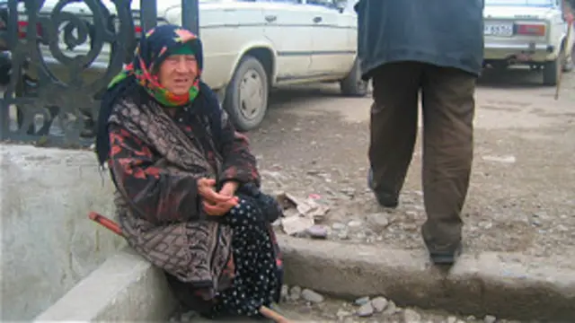 Ўзбекистонда қашшоқлик, ишсизлик ва коррупция илдиз отган, аммо ҳеч ким юрак ютиб бу ҳақида айтолмайди.