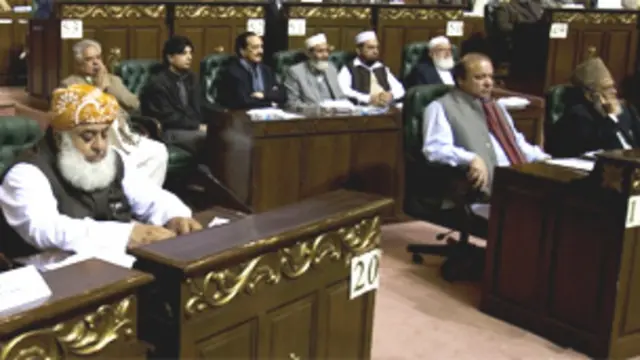 حزبِ مخالف کی بڑی جماعتوں کے ساتھ ساتھ حکومت کی اتحادی جماعت جمعیت علمائے اسلام ف نے بھی پی پی او کی مخالفت کرتے ہوئے اسے کالا قانون قرار دیا تھا