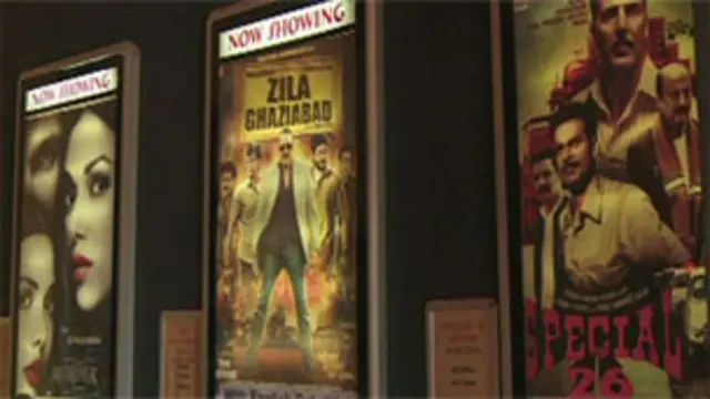 در بیشتر فیلم‌های هندی، می‌توان گوشه‌ای از واقعیات تلخ جامعه را دید