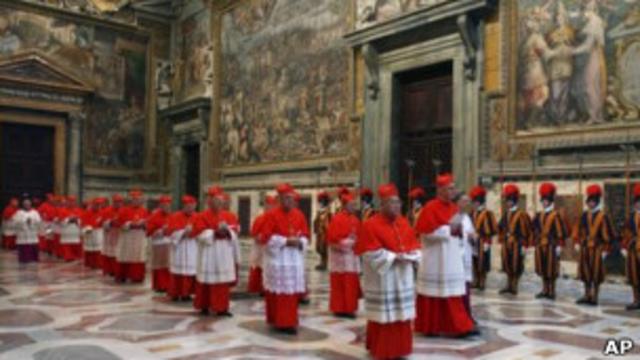 Кардиналы в Ватикане