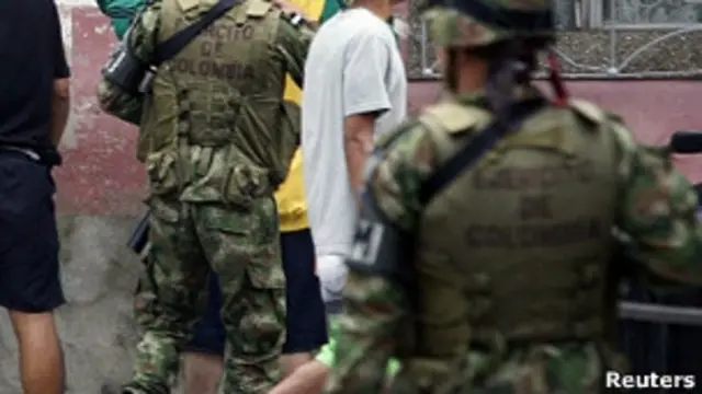 Soldados colombianos