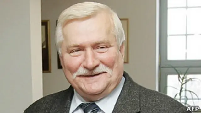 والسا در سال ۱۹۸۳ جایزه صلح نوبل را دریافت کرد ولی در مراسم دریافت جایزه در اسلو شرکت نکرد
