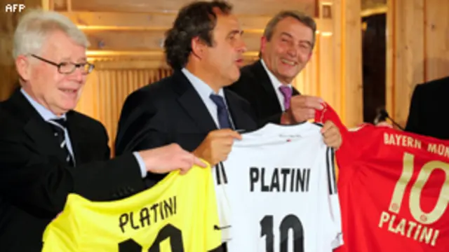 بلاتيني: كنت من مؤيدي منح قطر شرف استضافة بطولة 2022