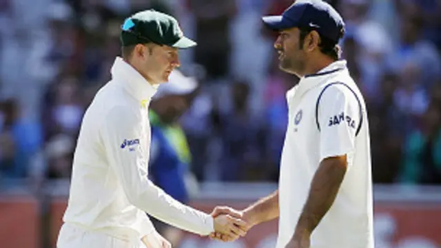 क्लार्क और धोनी