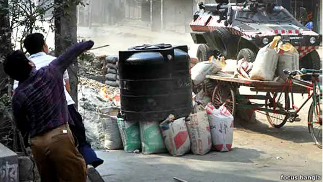 যুদ্ধাপরাধ আদালতের রায়ের বিরেুদ্ধে সারা দেশে বিক্ষোভ