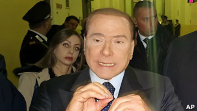 Sebelumnya, pengadilan mengurangi waktu hukuman karena pertimbangan usia.