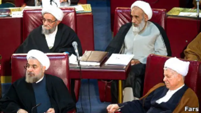 حسن روحانی عضو مجلس خبرگان برای اولین بار به عنوان رئیس جمهور در این مجلس سخنرانی خواهد کرد