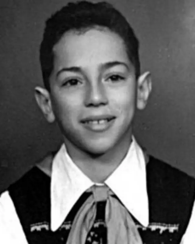 Сева в возрасте 12 лет в 1953-ом году