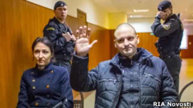 Сергей и Анастасия Удальцовы перед заседанием суда