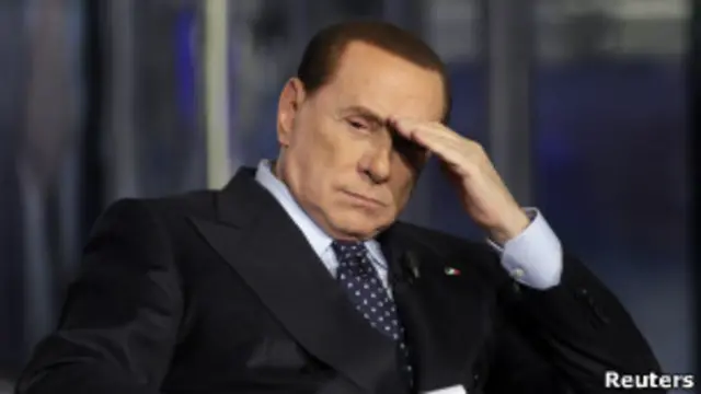 В Италии Сильвио Берлускони обвиняет в сексе с несовешеннолетней проституткой
