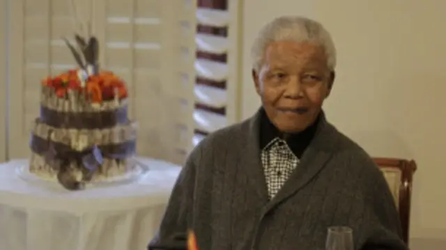 शनिवार को मंडेला का अंतिम संस्कार कर दिया गया