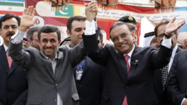 عالمی طاقتیں پیپلز پارٹی کی حکومت کے خطے کی طاقتوں سے بڑھتے تعلقات اور روابط سے خوش نہیں تھیں: آصف زرداری