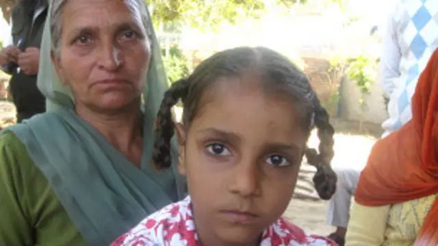 सुखमन पांच साल की थी जब उसकी मां की कैंसर से मौत हो गई. अब वो मौसी के साथ रहती है.