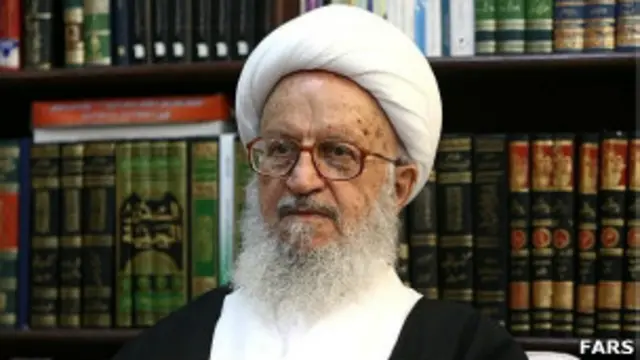 آیت الله ناصر مکارم شیرازی، از مراجع تقلید شیعه ساکن قم است