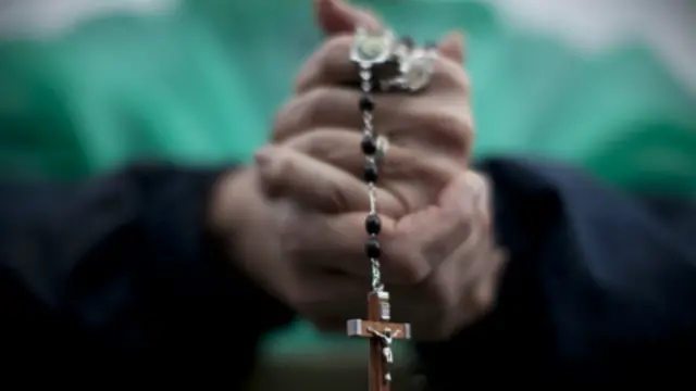 சிறார் துஷ்பிரயோகம் தொடர்பில் கத்தோலிக்கத் திருச்சபையினர் மீதான குற்றச்சாட்டுகள் தொடருகின்றன