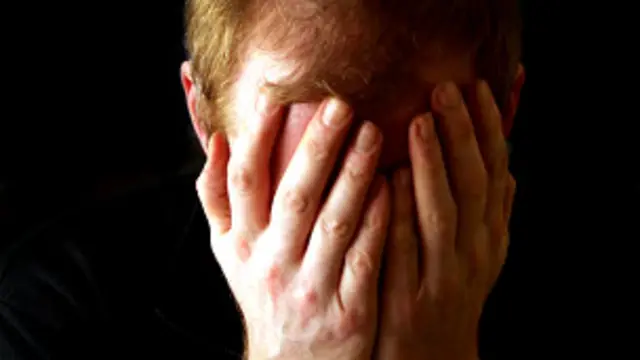 Homem com depressão | Foto: BBC
