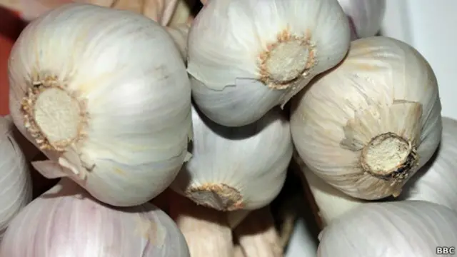 Harga barang putih di sejumlah wilaha Indonesia mencapai Rp 80,000 per kg. 