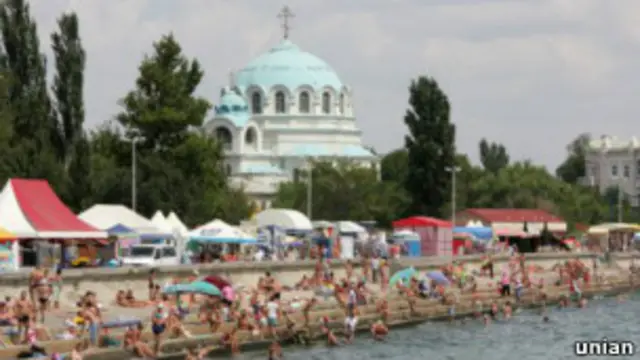 Пляж у Криму