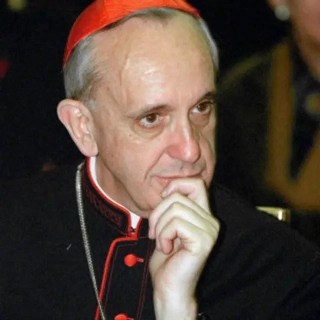 Giáo hoàng Francis I khi còn là Hồng y Jorge Bergoglio