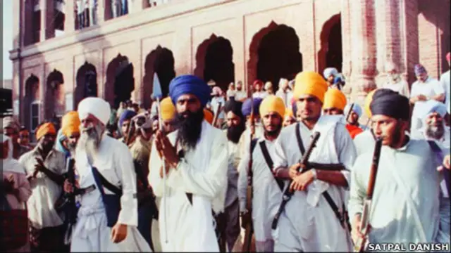 ऑपरेशन ब्लू स्टार, भिंडरावाले, पंजाब संकट