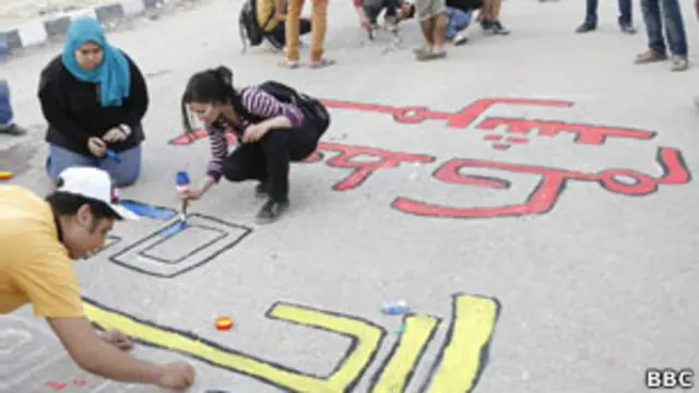 الرسوم كانت وراء الاشتباكات