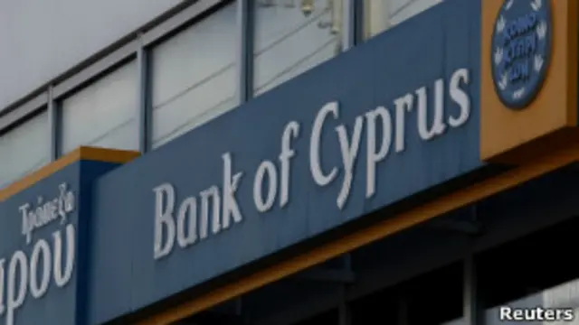 Este fin de semana miles de chipriotas acudieron a sus bancos a retirar efectivo.