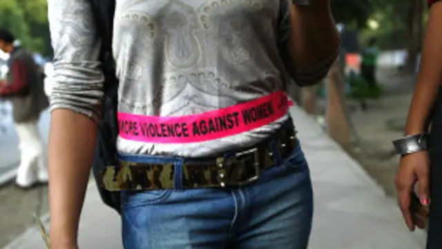 रॉयटर्स के मुताबिक भारत में हर बीस मिनट में एक बलात्कार होता है