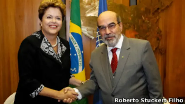A presidente Dilma Rousseff e José Graziano na sede da FAO, em Roma (Foto: Roberto Stuckert Filho/PR)