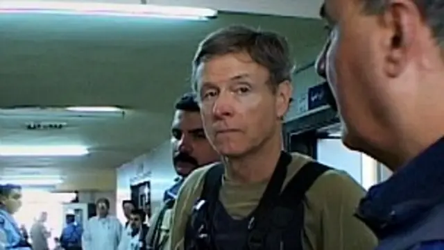 James Steele, imagen tomada del documental James Steele, el hombre misterioso de Estados Unidos en Irak
